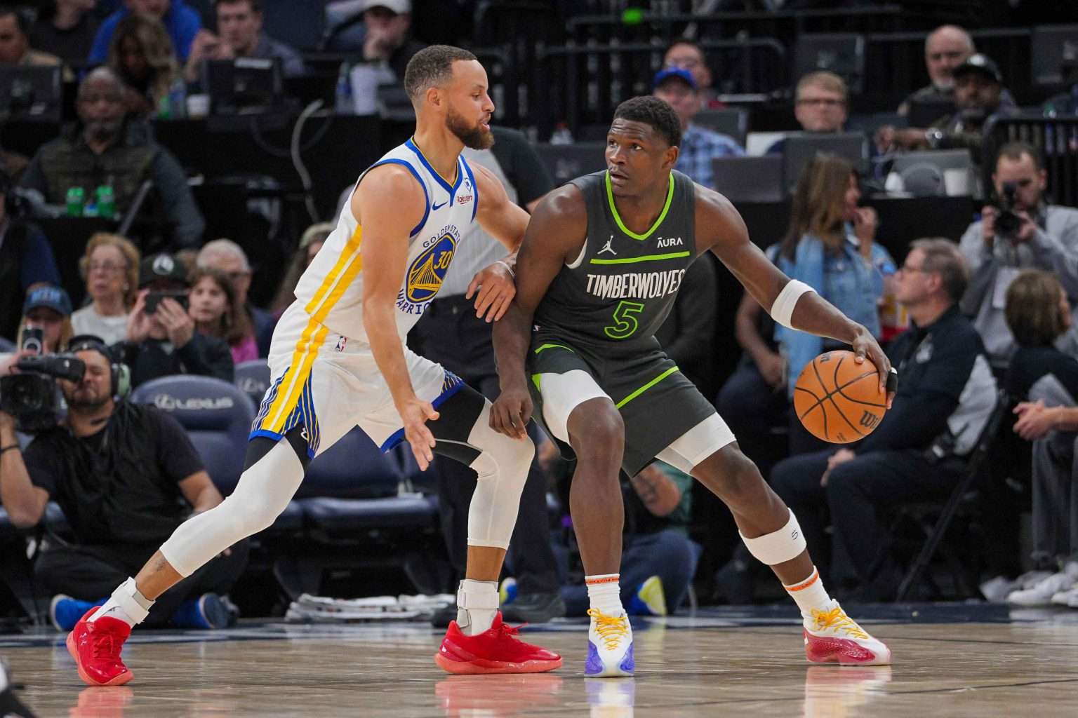 2024 03 25t022347z 1376628229 Mt1usatoday22858126 Rtrmadp 3 Nba Golden State Warriors At Minnesota Timberwolves 2024 03 25 12 54 43.jpg