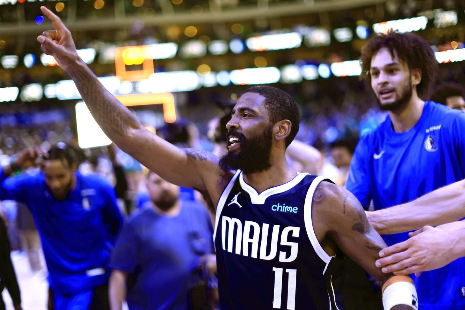 Kyrie Irving Dereck Lively Ii.jpg