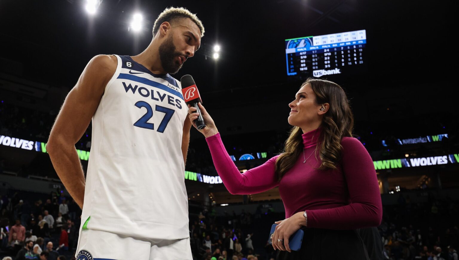 Nba Oklahoma City Thunder At Minnesota Timberwolves 19262573 Scaled E1724468059737.jpg