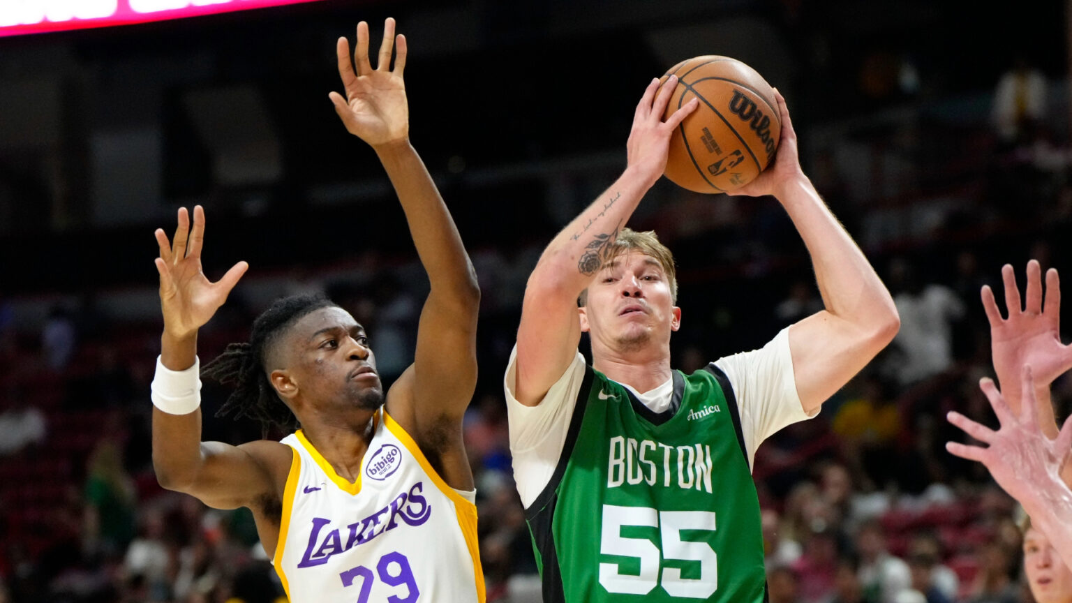 Sam Hauser Praises 'slick' Celtics Rookie