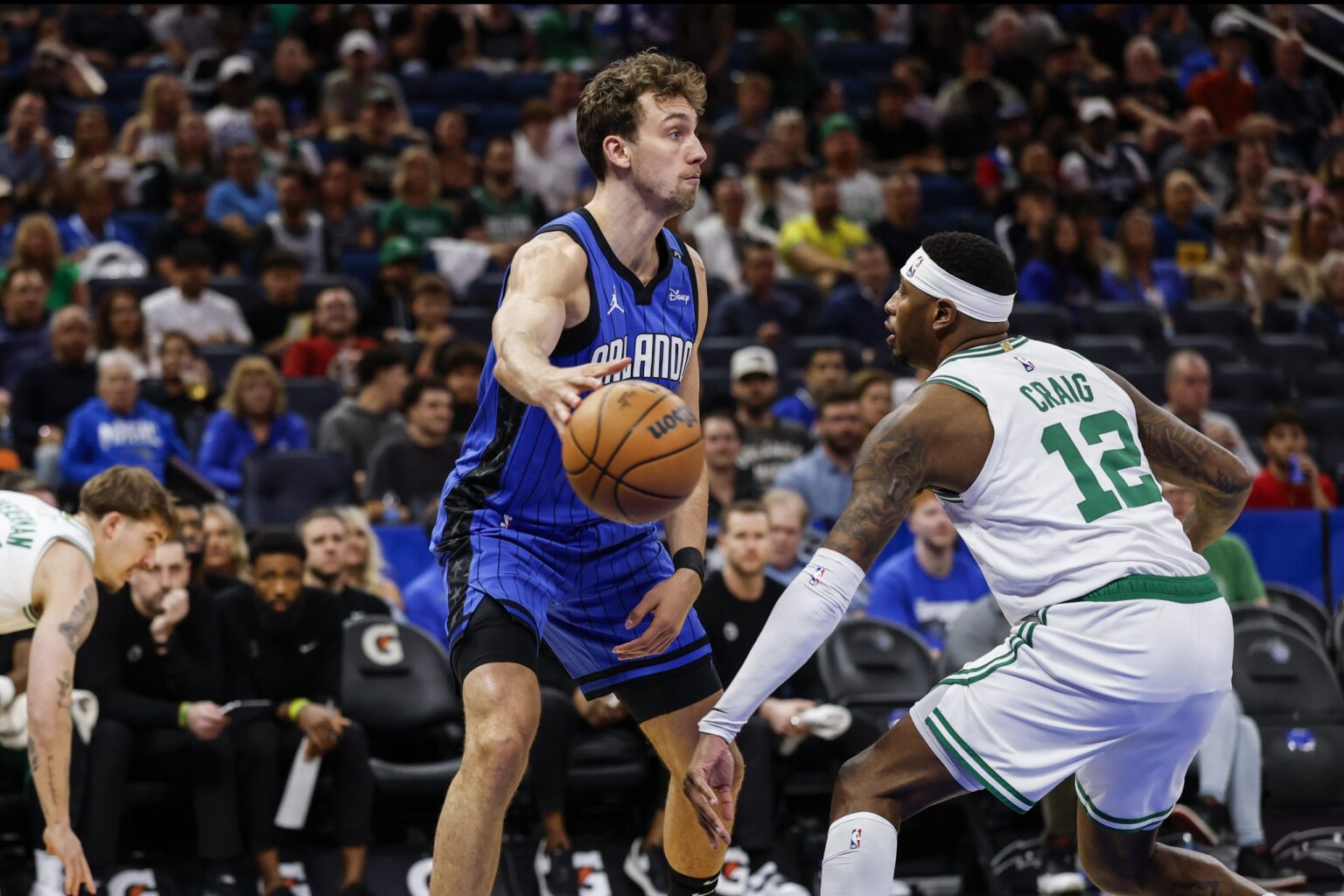 Celtics magic basketball 25100013934413 scaled.jpg